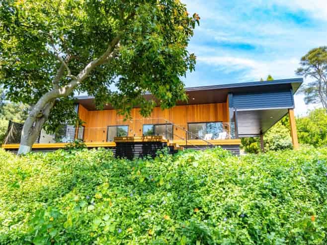 17 MAGNOLIA STREET, Outer Kaiti