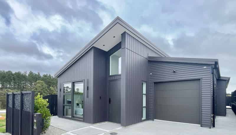 49 Huanui Drive, Orewa