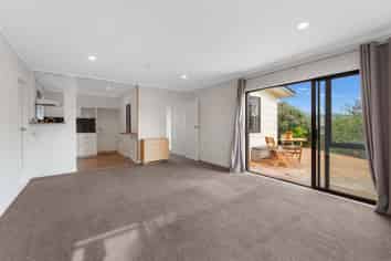 52 Mazengarb Road, Paraparaumu Beach