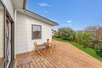 52 Mazengarb Road, Paraparaumu Beach