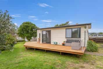 52 Mazengarb Road, Paraparaumu Beach