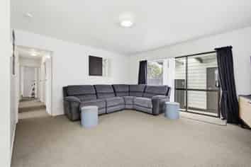 1/17 Atherfold Crescent, Greenmeadows