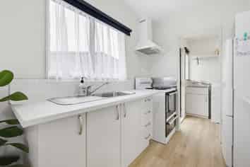 1/17 Atherfold Crescent, Greenmeadows