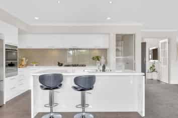 9 Portofino Point, Karaka