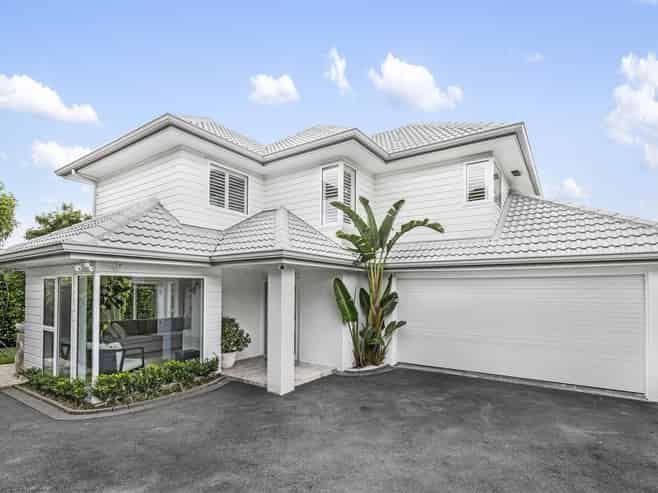  44 Milford Road, Milford