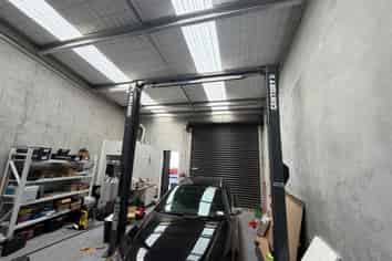 Modern 50 sqm Industrial Unit 