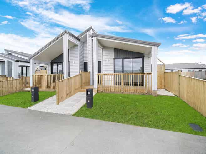 10 Kaapehu Street, Karaka