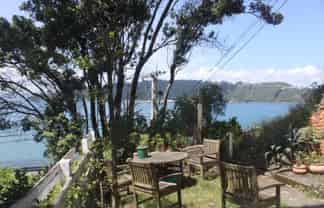 2/136 Evans Bay Parade, Roseneath