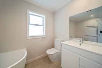 360 Carrington Street, Upper Vogeltown