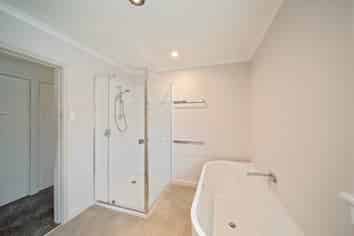 360 Carrington Street, Upper Vogeltown