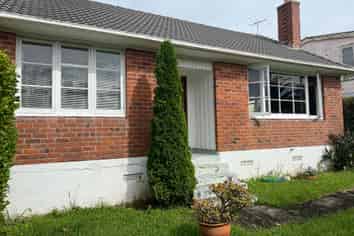 38 Te Arawa Street, Orakei