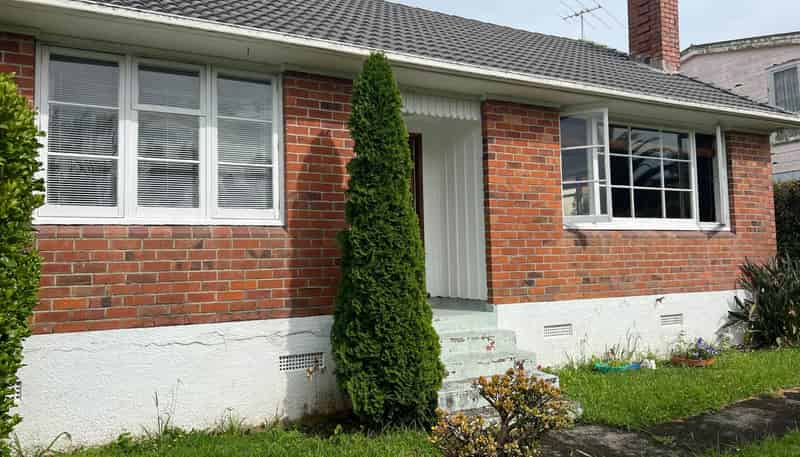 38 Te Arawa Street, Orakei