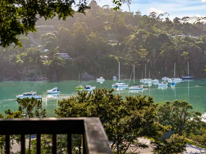 65 Duck Creek Road, Stillwater