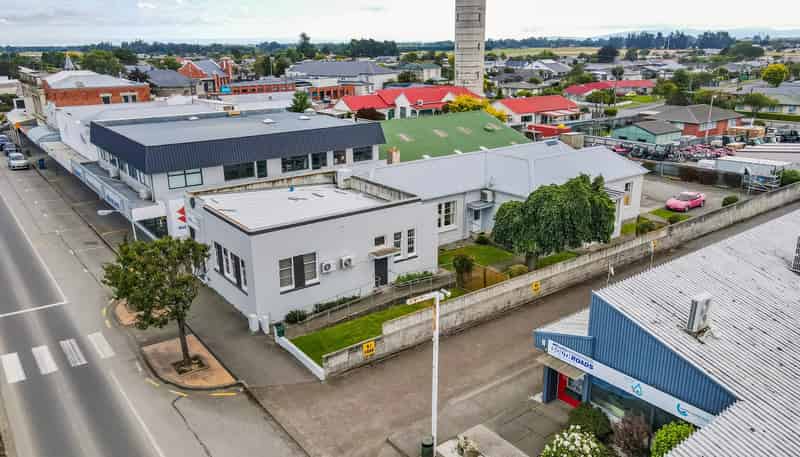 280 Great North Road, Winton