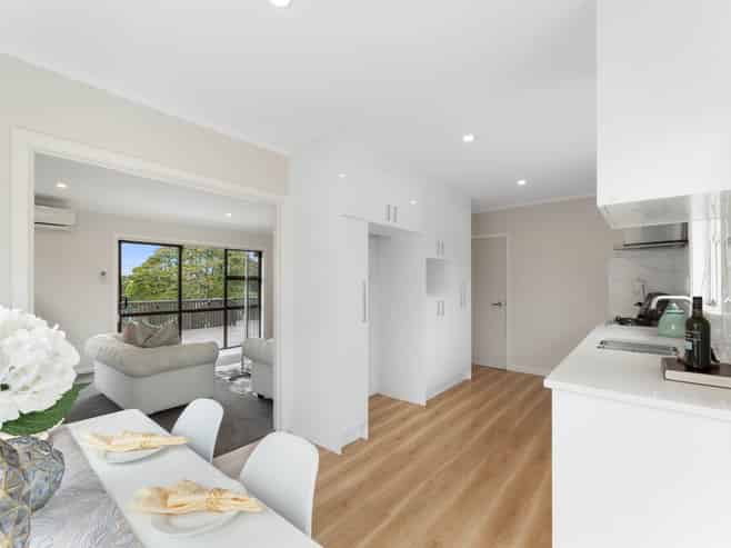 99 Awaroa Road, Sunnyvale