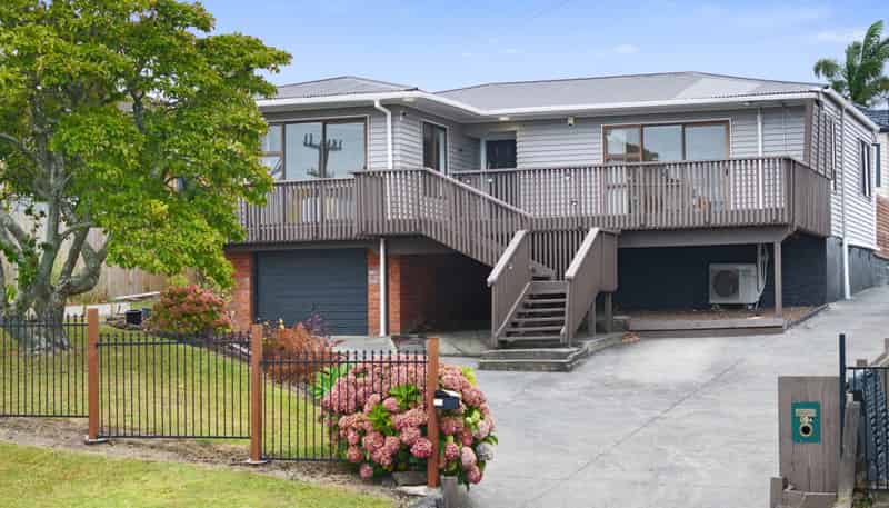 99 Awaroa Road, Sunnyvale