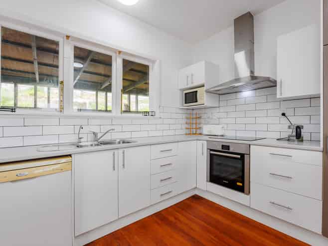 1121 Whakapirau Road, Whakapirau