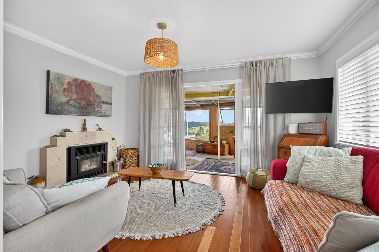 Winter Warmth & Rural Views - Vista 5