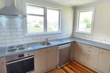 6 McGuire Street, Hawera