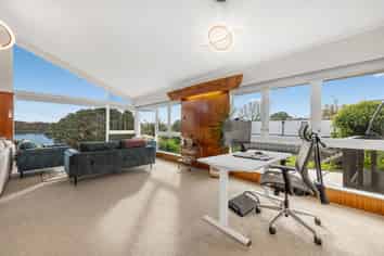 310 Hurstmere Road, Takapuna