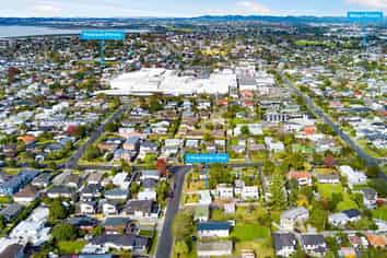 4 Dawnhaven Drive, Te Atatu Peninsula