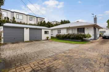 91 Taikata Road, Te Atatu Peninsula