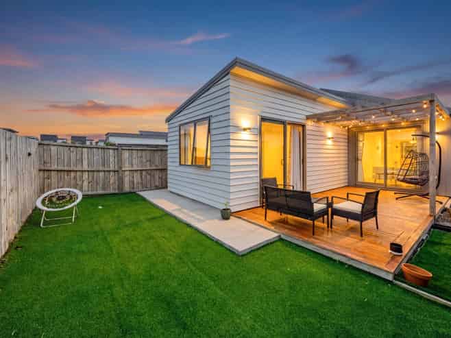 14 Clayden Shuttleworth Street, Papakura