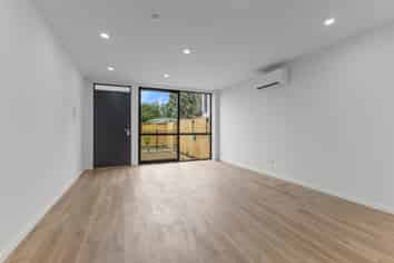 Unit 4/3 Albert Road, Manukau