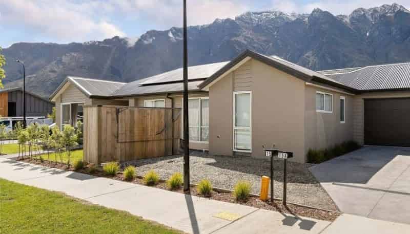 A/15 Lincoln Rd, Jacks Point