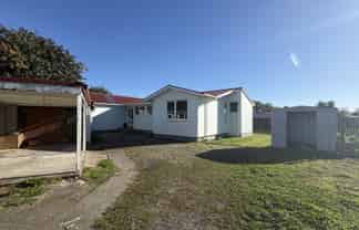 83 River Road, Masterton