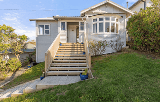 42 Tirangi Road, Rongotai