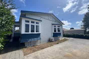 1087 Dominion Road, Mount Roskill