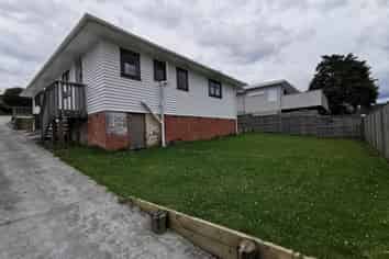 13 Barron Drive, Green Bay