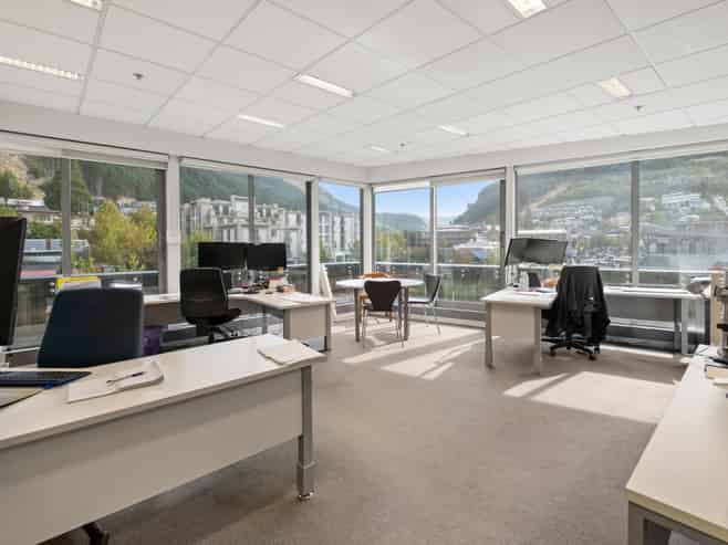 Prime office space with panorama views