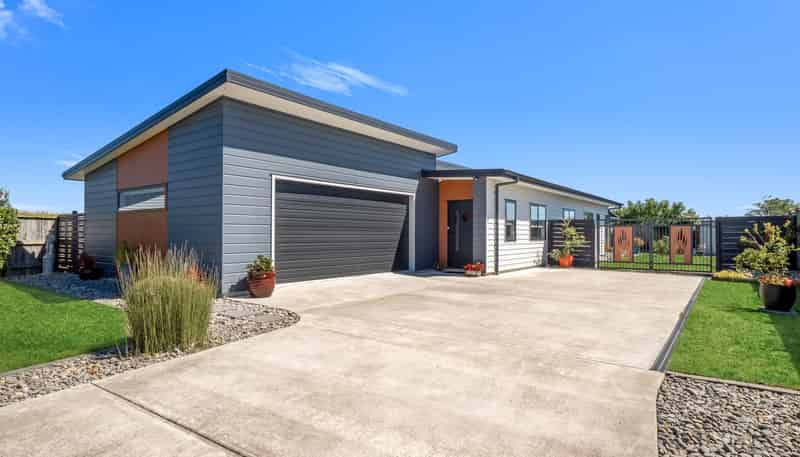 10 Ash Close Levin, Levin