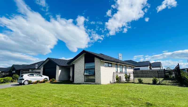 4 Eileen Way, Rolleston