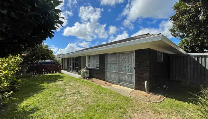 2/8 Parera Place, Papatoetoe