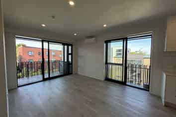 201/8B Ko Street, Northcote