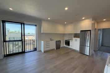 201/8B Ko Street, Northcote