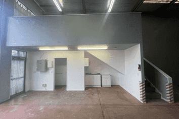 92m² Industrial Unit in Albany