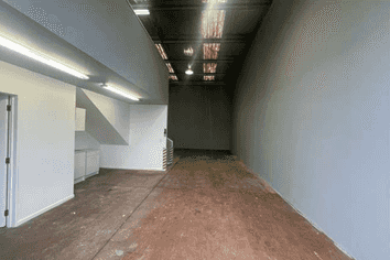 92m² Industrial Unit in Albany