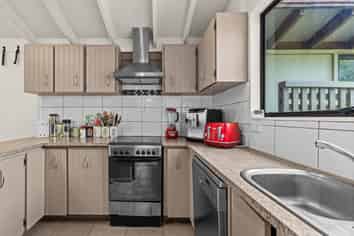 2/8 Toop Street, Havelock North