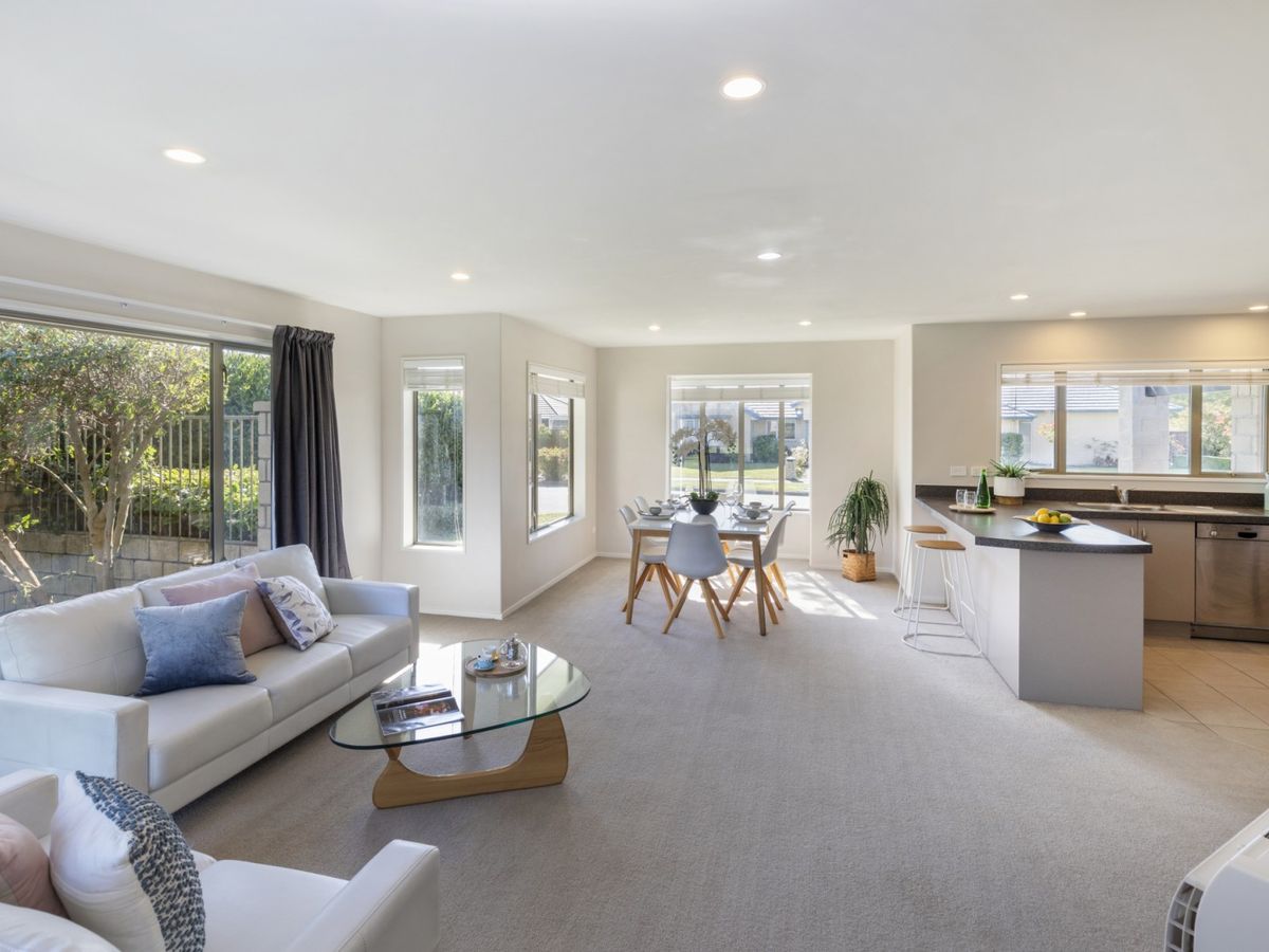 21 Six Silvers Avenue, Halswell, Christchurch City, Canterbury - Photo 2