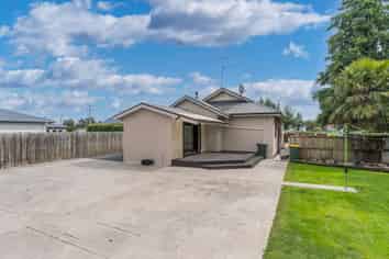 77 Ajax Street, MILTON