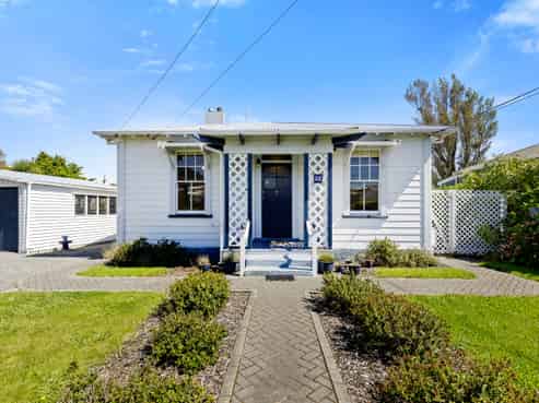 52 York Street, Moera
