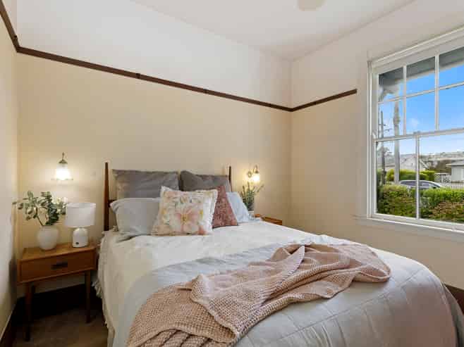 52 York Street, Moera