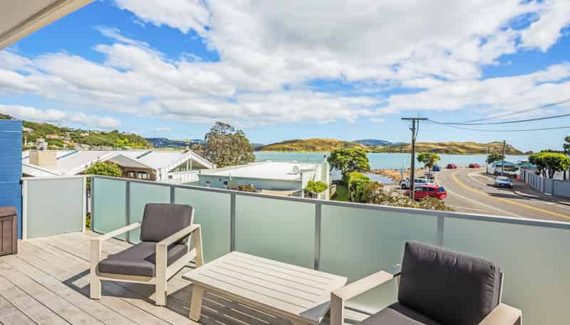 5 Beach Road, Plimmerton