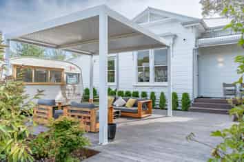 250 Main Street, Greytown