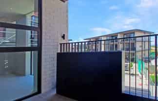 210/21 Pennant street, Long Bay