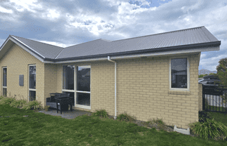 51 Dow Square, Wigram